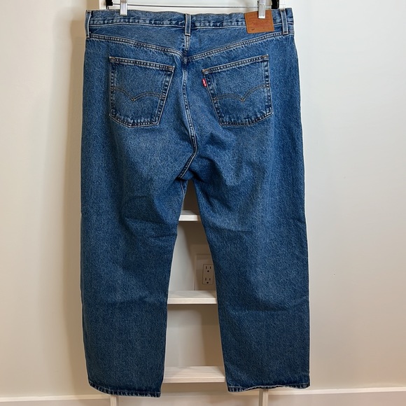 LEVI’S PREMIUM 501® ‘90S WOMEN'S JEANS - Destructed Indigo - Medium Wash - Picture 8 of 16